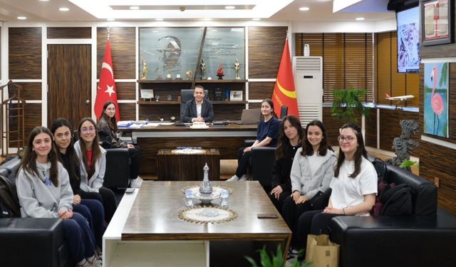 Kastamonu’da Başkan Baltacı, öğrencileri ağırladı