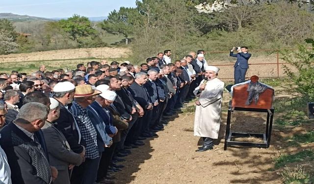 AK Parti Kastamonu Milletvekili Uluay’dan yengesine son görev