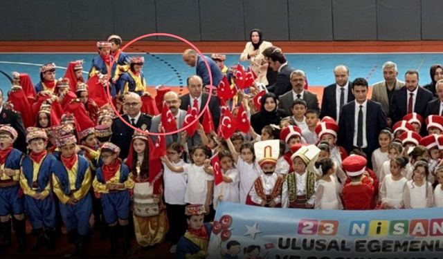 Kastamonu’da öğretmen korkuttu: Kutlamalarda korku dolu an!