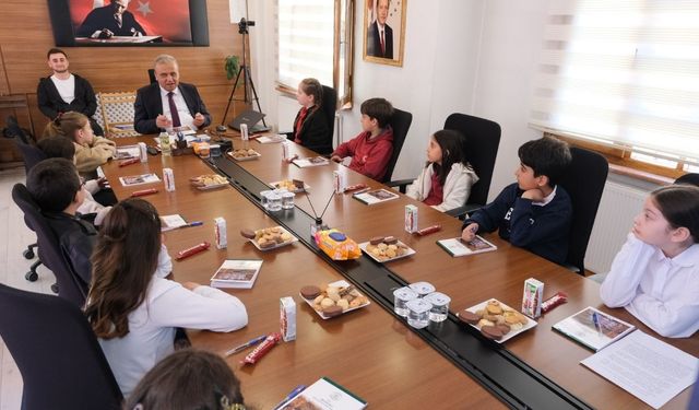 Kastamonu’nun ilçesinde çocuklar mecliste söz aldı, hayallerini anlattı