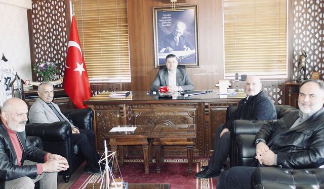 Kastamonu'nun köy heyetinden Kaymakam Uçar'a ziyaret