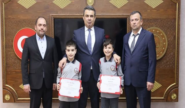 Taşköprülü öğrencilerden İl Milli Eğitim Müdürü Hasan Gümüş’e ziyaret