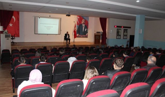 Taşköprü’de aile vurgusu: 'Aile Son Kalemiz' konferansı düzenlendi