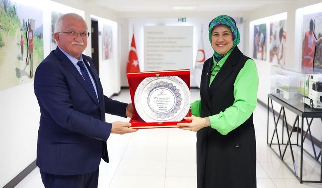 Türk Kızılay Taşköprü’den Genel Merkez ziyareti