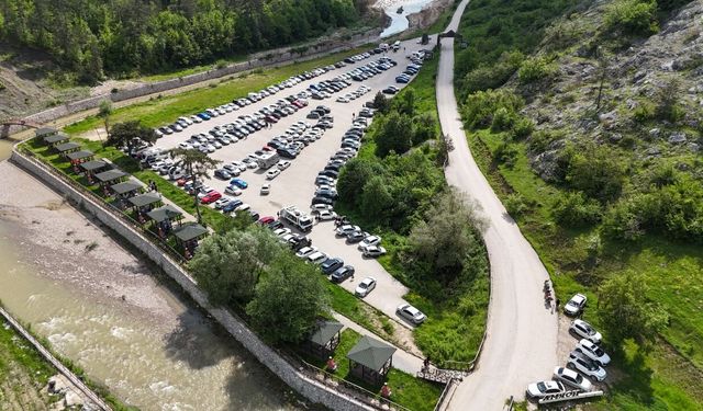Bayram arifesinde Pınarbaşı’nda rekor yoğunluk!