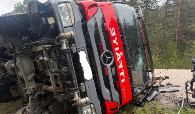 Kastamonu’da görev başında kaza geçiren itfaiyecilerden iyi haber