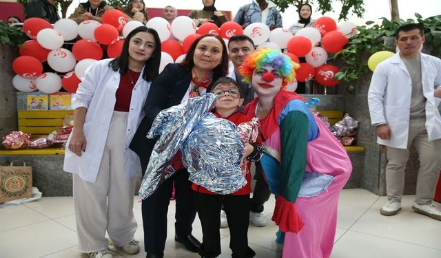 Kastamonu'da 1.000 oyuncakla özel çocuklara mutluluk