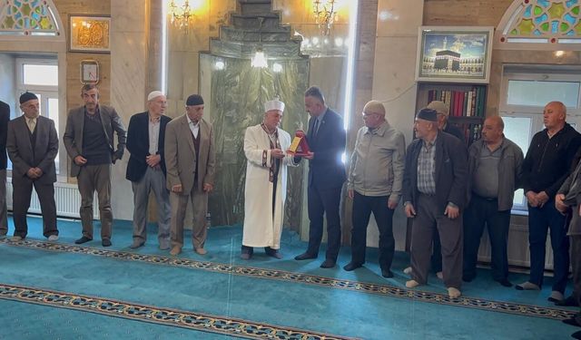 Taşköprü'de 30 yıllık hizmetin ardından duygusal veda