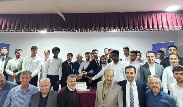 Kastamonu’da yurt öğrencilerine özel mezuniyet gecesi düzenlendi