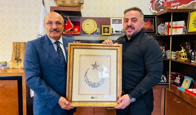 Taşköprülü iş insanı Ali Aydın, Başkan Arslan’ı ziyaret etti