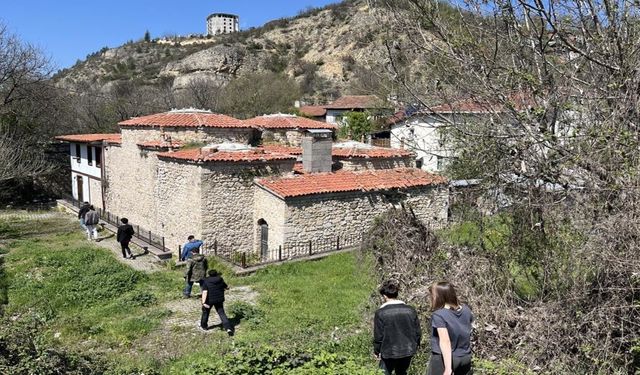Kastamonu'da üniversiteliler tarih ve doğayla buluştu