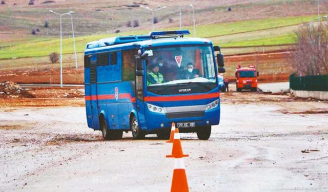 Kastamonu’da iş müjdesi: Cezaevlerine 573 şoför alımı yapılacak