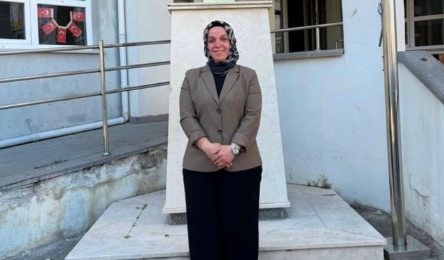 Kastamonu’da sandıktan bir ilk çıktı: Kadın muhtar göreve geldi