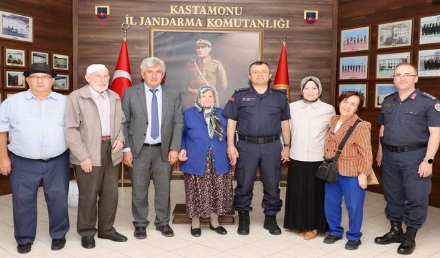 Kastamonu’da büyüklerimizden Jandarmamıza anlamlı ziyaret