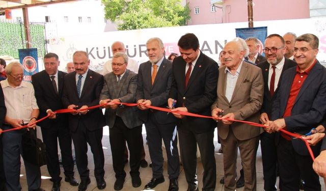 'Kadim Şehir Kastamonu' sergisi, Ankara'da siyasileri bir araya getirdi