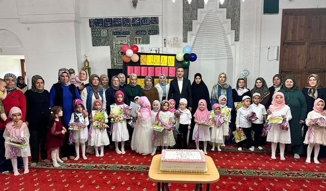 Küre’de minik öğrencilerden anlamlı dönem