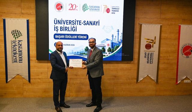 Kastamonulu iş insanı Tanrısever’e ödül