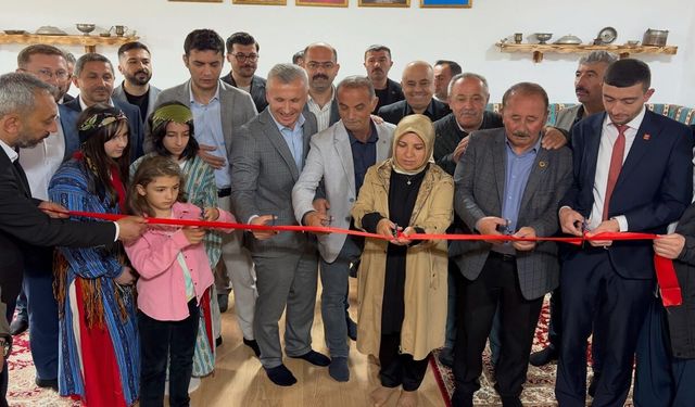 Tosya’da Çepni Köyüne Kültür ve Dayanışma katkısı: Dernek binası ve kütüphane açıldı