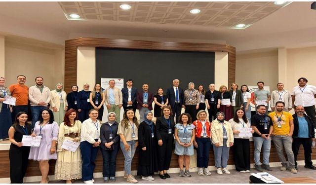 Türkiye’nin dört bir yanından matematik öğretmenleri Kastamonu’da buluştu