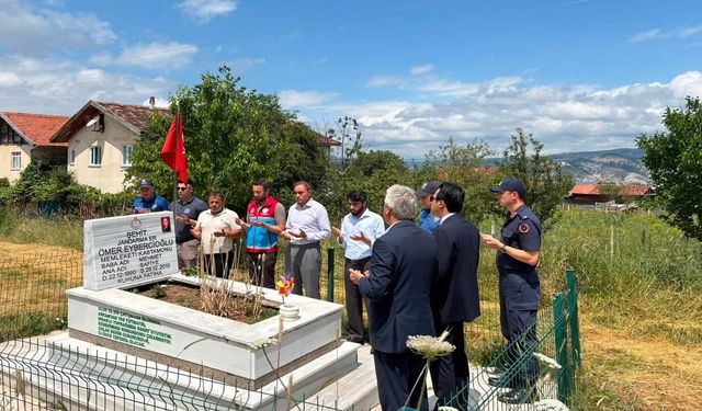 Kastamonu’da 15 Temmuz öncesi anlamlı ziyaret: Şehitlerimiz dualarla anılıyor