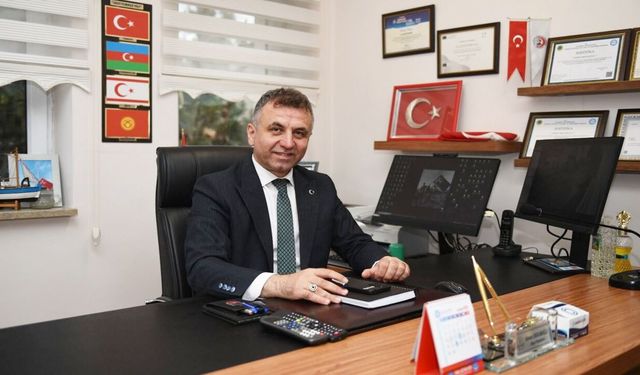 Kastamonu’da müdür Ahmet Bekaroğlu’ndan duygusal veda