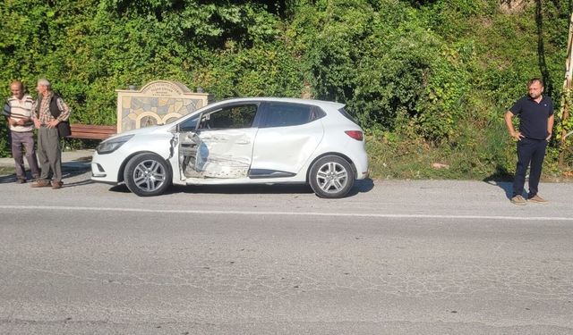İnebolu'da yine aynı köprüde kaza! 1 kişi yaralandı