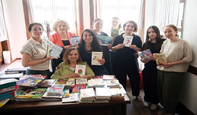 Kastamonu’da kadın dayanışmasıyla okullara kütüphane desteği