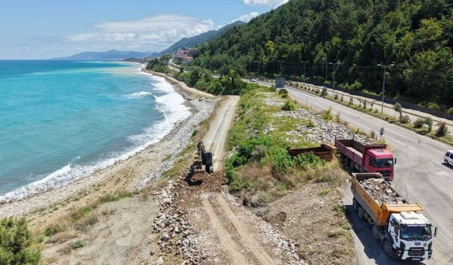 Kastamonu sahili denizin tahribatına karşı güçlendiriliyor