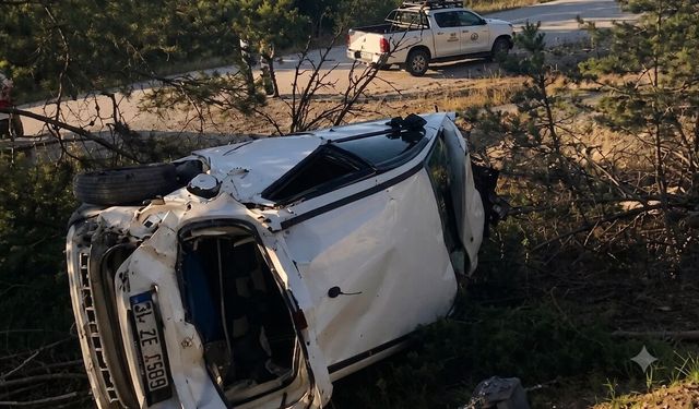 Kastamonu'da kontrolden çıkan araç takla attı! 2'si çocuk 5 kişi yaralandı