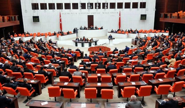 Meclis’te kartlar yeniden dağıtılıyor: Yeni Parti ikinci sıraya çıkıyor