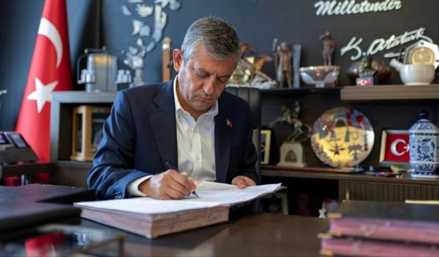 Özgür Özel istifa etti: Kurduğu partinin adını duyurdu
