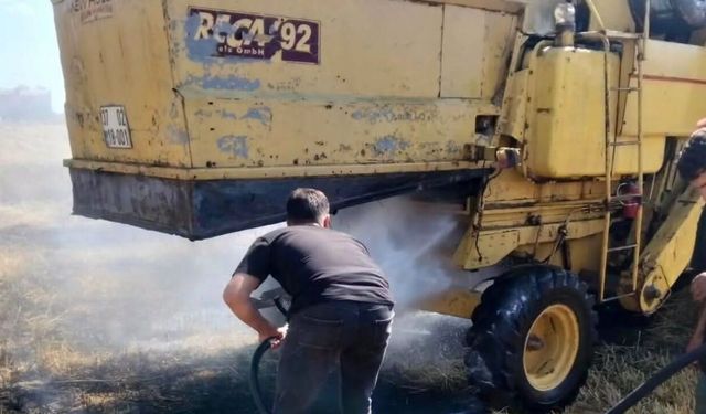 Seydiler'de biçerdöver yangını korkuttu! Faciadan son anda dönüldü