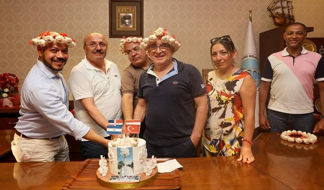 Taşköprü’de ‘Dostluk ve Kardeşlik’ pastası kesildi