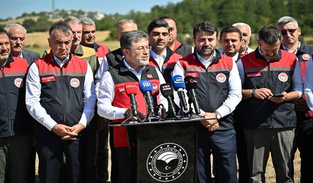 Kastamonulu Bakan Karabük'te konuştu: 'Rekor bekliyoruz'