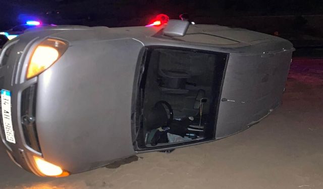 Hanönü’nde korkutan kaza: Yeni kavşakta kontrolden çıkan otomobil yan yattı
