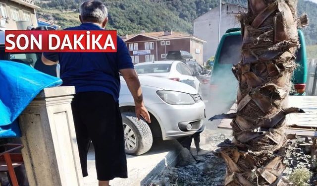 Kastamonu'da park halindeki araç alev aldı