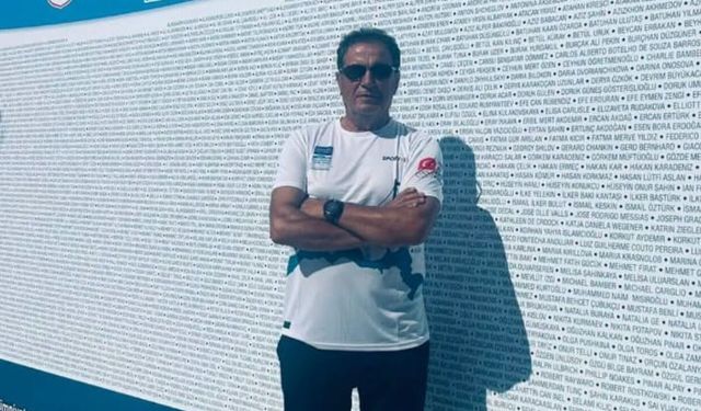 İnebolulu Hasan Heke Boğaz’ı 1 saat 24 dakikada geçti!