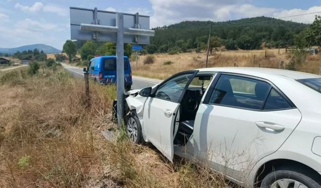 Kastamonu’da traktör ile otomobil çarpıştı: 2 kişi yaralandı