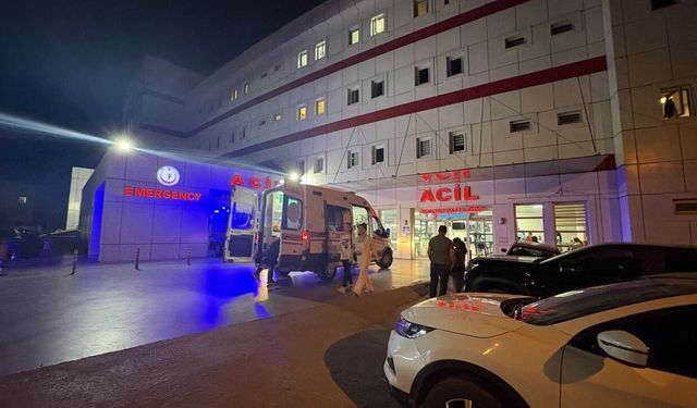 Kastamonu'da yürekleri ağza getiren olay! Minibüsün altında kalan çocuk yaralandı