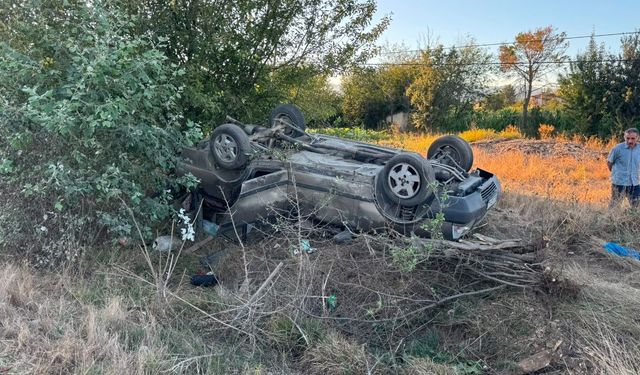 Sinop-Kastamonu karayolunda feci kaza! Otomobil takla attı, yaralılar var