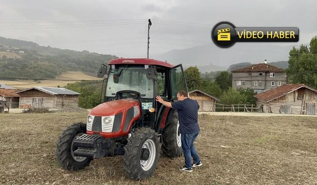 Kastamonu'da görme engelli vatandaş traktör sürüyor, tarlada çalışıp, odun kırıyor