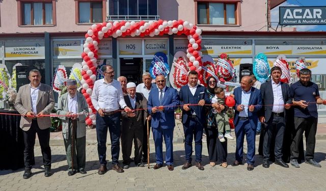 Taşköprü’de Acar Yapı Market törenle hizmete açıldı