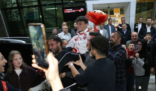 Finalde İsrailli rakibini devirdi, Kastamonu’da coşkuyla karşılandı