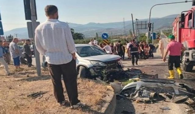 Kastamonu plakalı araçta can pazarı: 1’i çocuk 6 yaralı