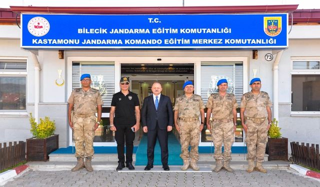 Kastamonu Valisi Dallı’dan güvenlik kurumlarına ziyaret