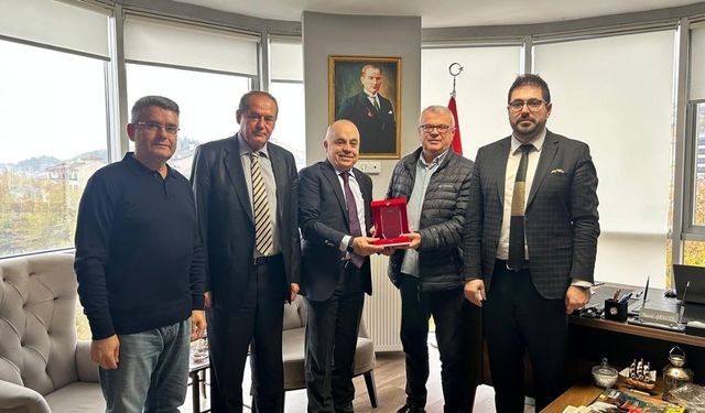 Kas-Der-Fed’den Kastamonu basınına teşekkür ziyareti