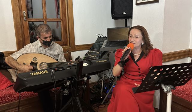 Kastamonu'da Cumhuriyet'in 103. yılı kadın resepsiyonuyla kutlandı