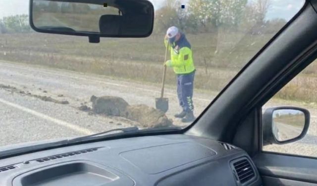 Kastamonu'da jandarma personelinden örnek davranış