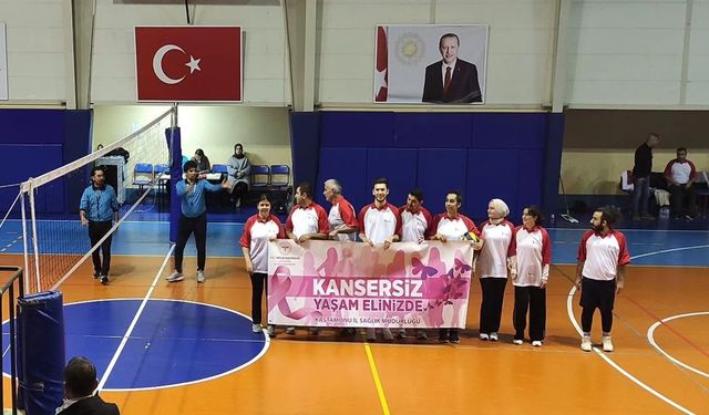 Taşköprü ekibi sahaya pankartla çıktı