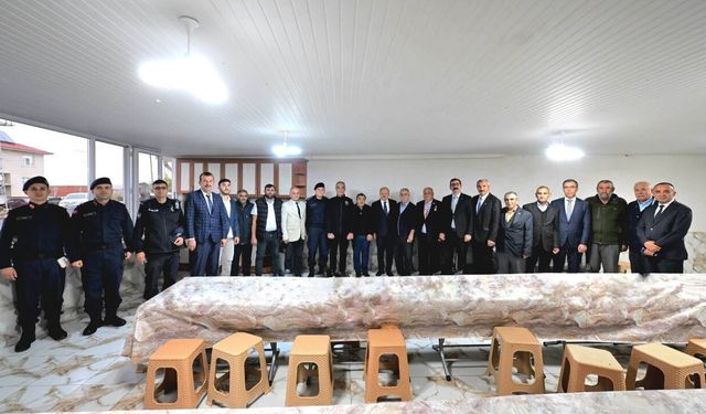 Vali Dallı, Taşköprü’de vatandaşların taleplerini dinledi